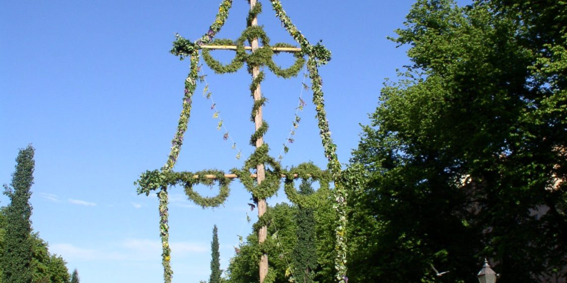 Juhannussalko.
Valokuvaaja: Jaakko Juntunen Juhannussalko.